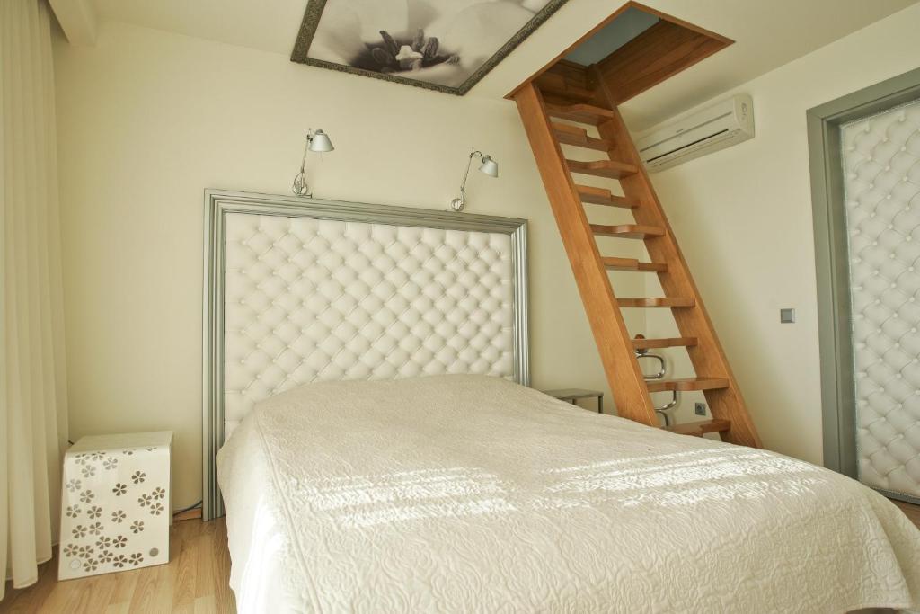Boutique Hotel Mama Jūrkalne Kültér fotó